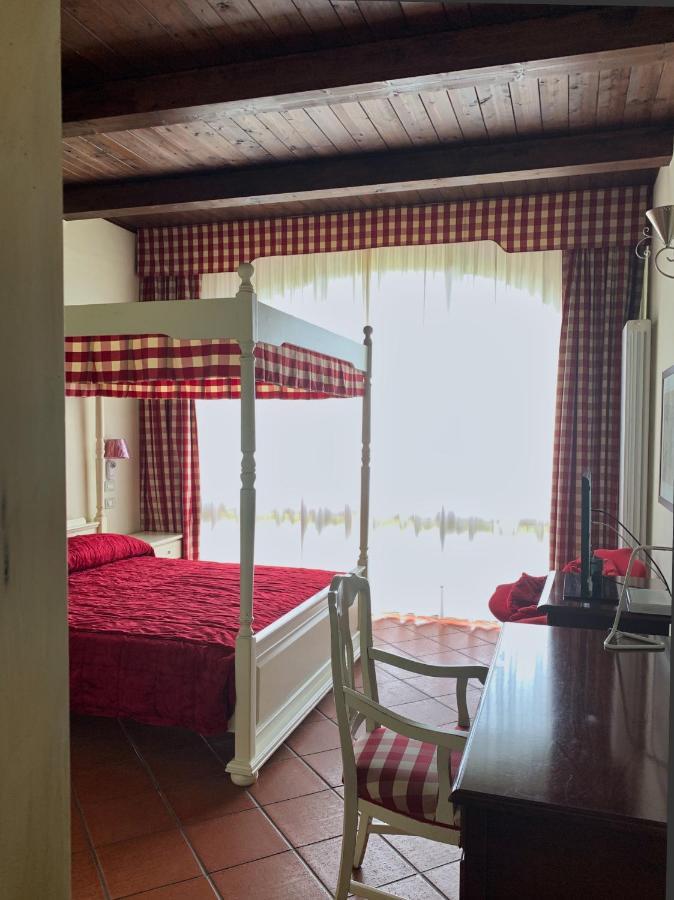 Tenuta La Cascinetta Buriasco Esterno foto