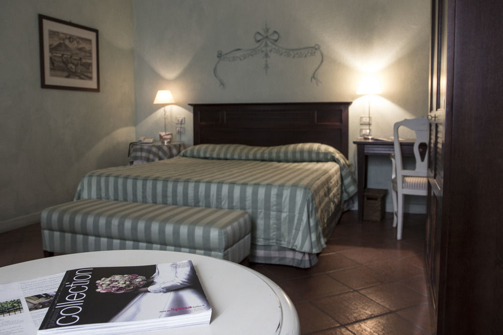 Tenuta La Cascinetta Buriasco Esterno foto